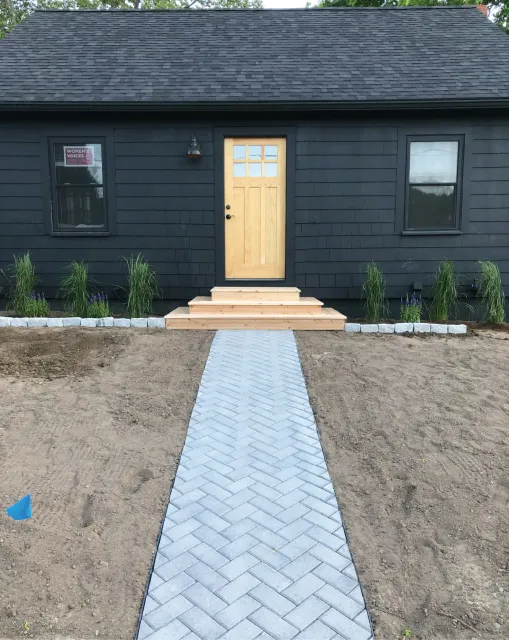 Herringbone entry walkway built in Kittery, Maine by The Englishmen Masonry