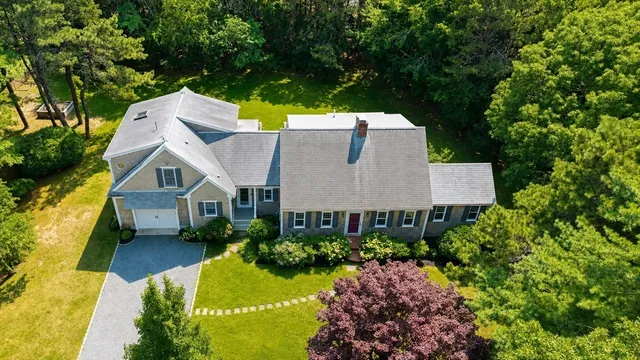 Kerry Houde, Realtor work photo
