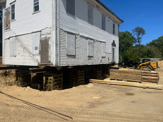 work photo from klinehouselifting.net