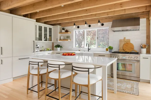Top Notch Builders Construction, Inc.