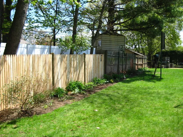 work photo from neighborlyfence.com