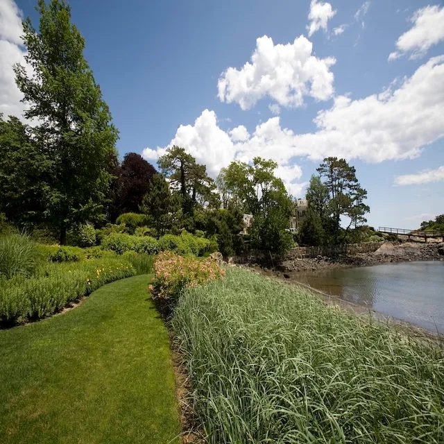 work photo from ezlandscaping.co