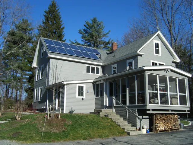 work photo from sgesolar.com