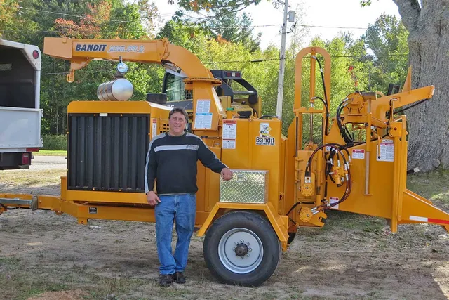 work photo from clearviewtreeserv.com