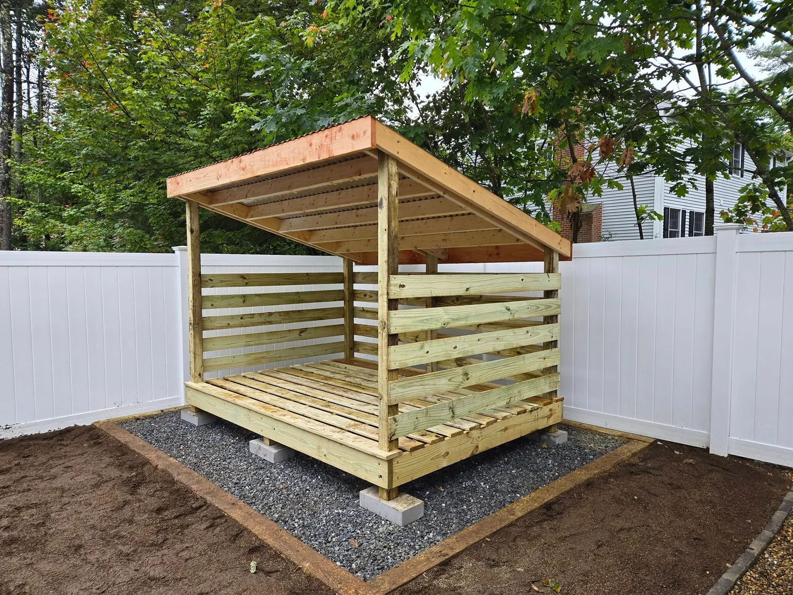 work photo from metrolandscapingnh.com