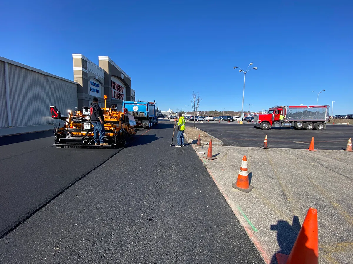 work photo from atlanticasphaltpaving.net