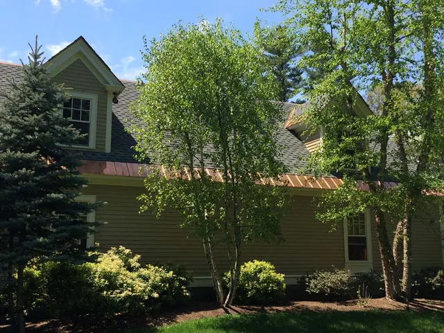 work photo from cochraneroofingsiding.com