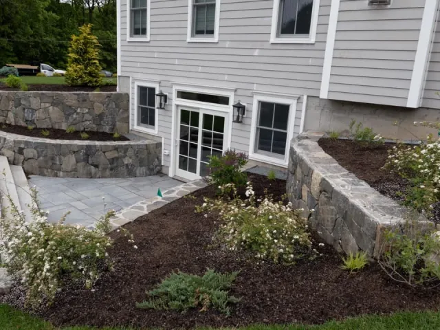 work photo from greenleaveslandscape.com