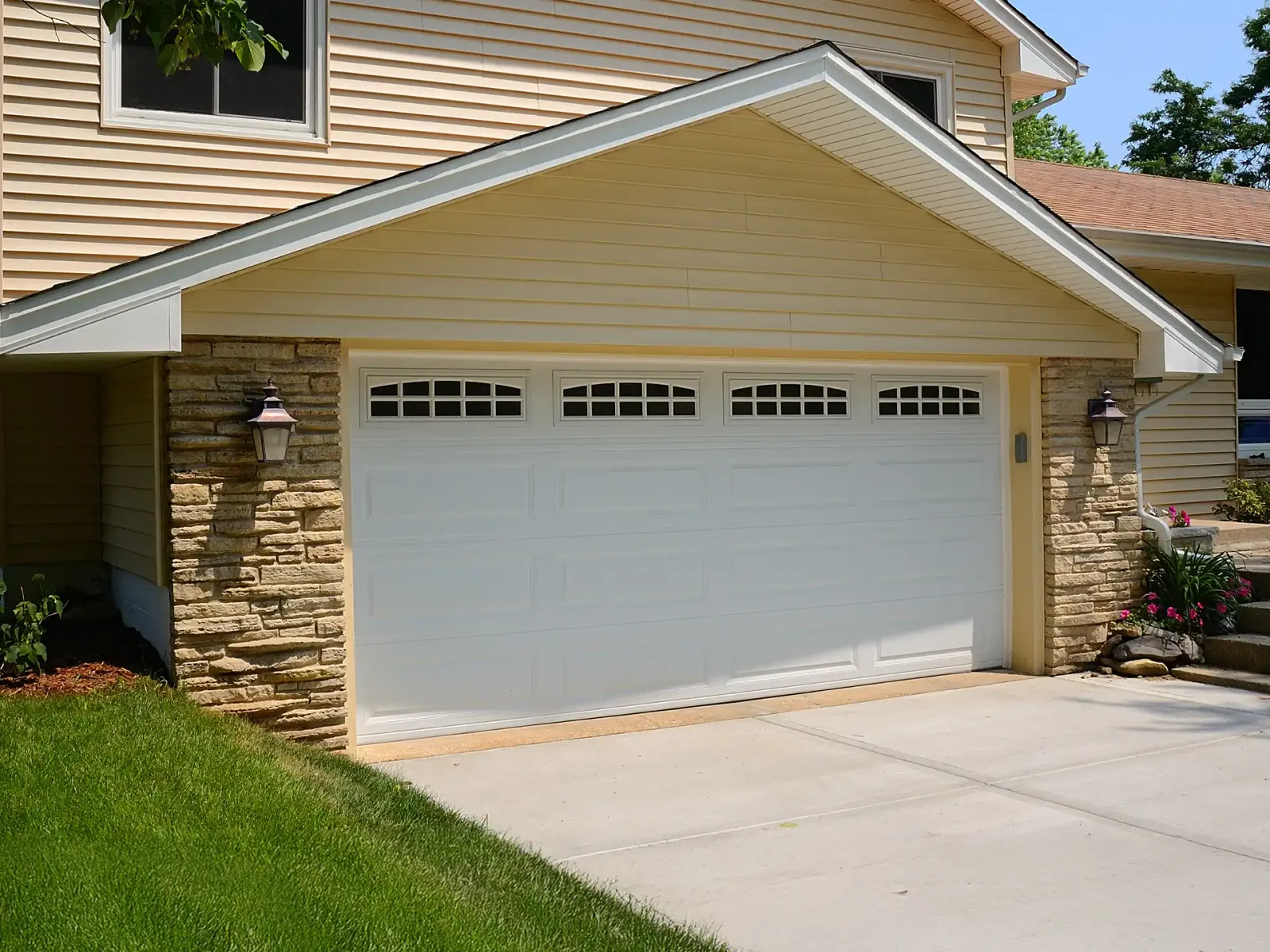 work photo from jaoverheaddoors.com