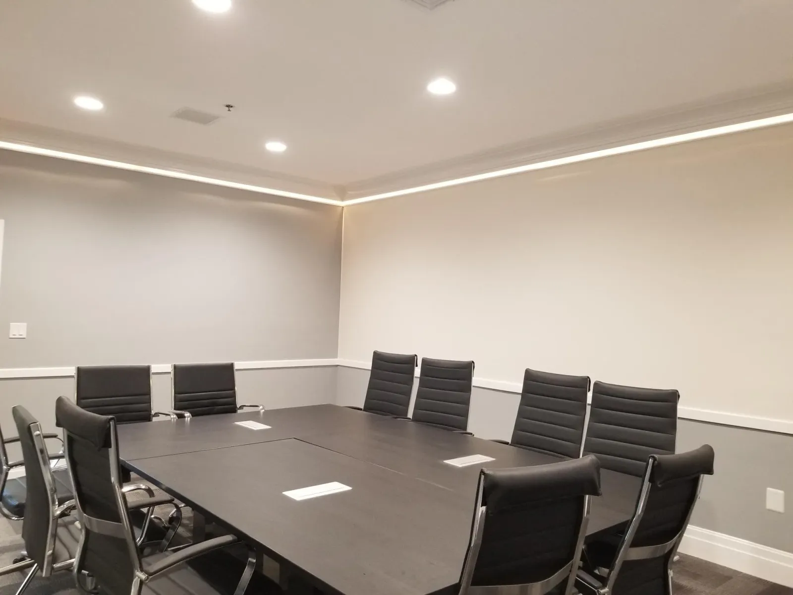 Office3-min.jpg