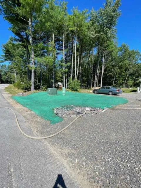 work photo from hartfordslawnsolutions.com