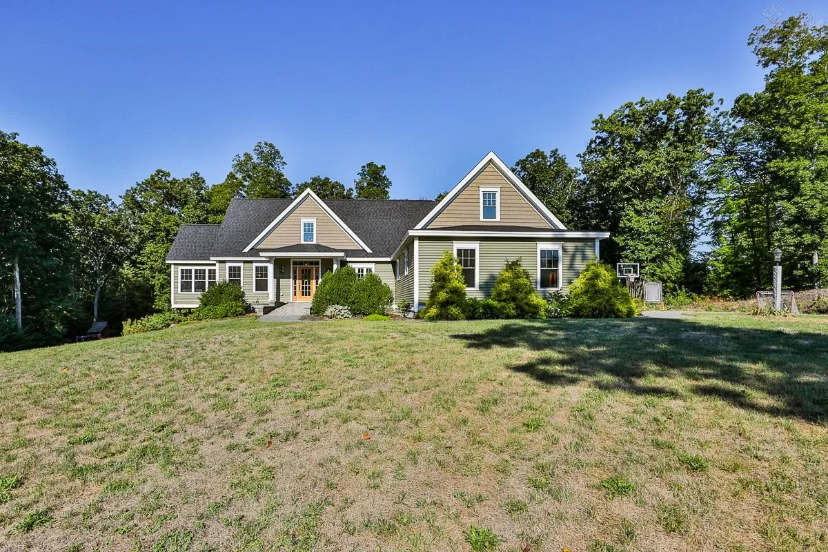 12 Franklin Way
