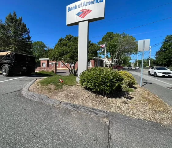 E&M Landscaping & Construction
