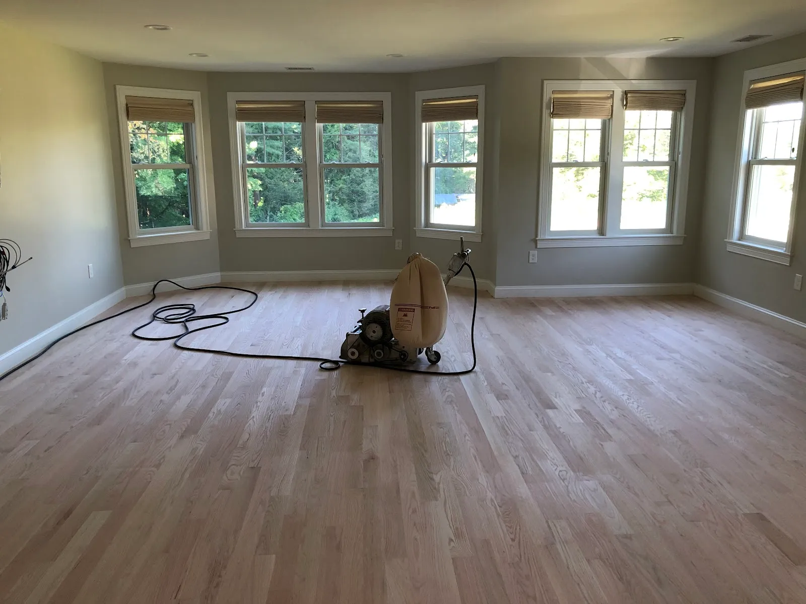 Elite Hardwood Floors