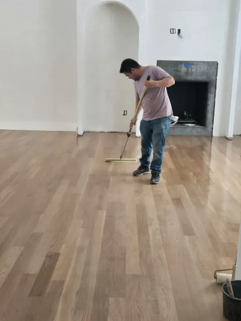Gallery hero item