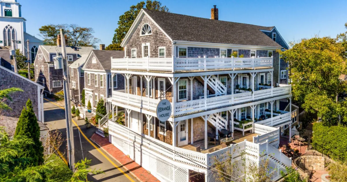 veranda house.png