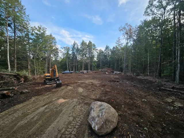work photo from foreverexcavating.com