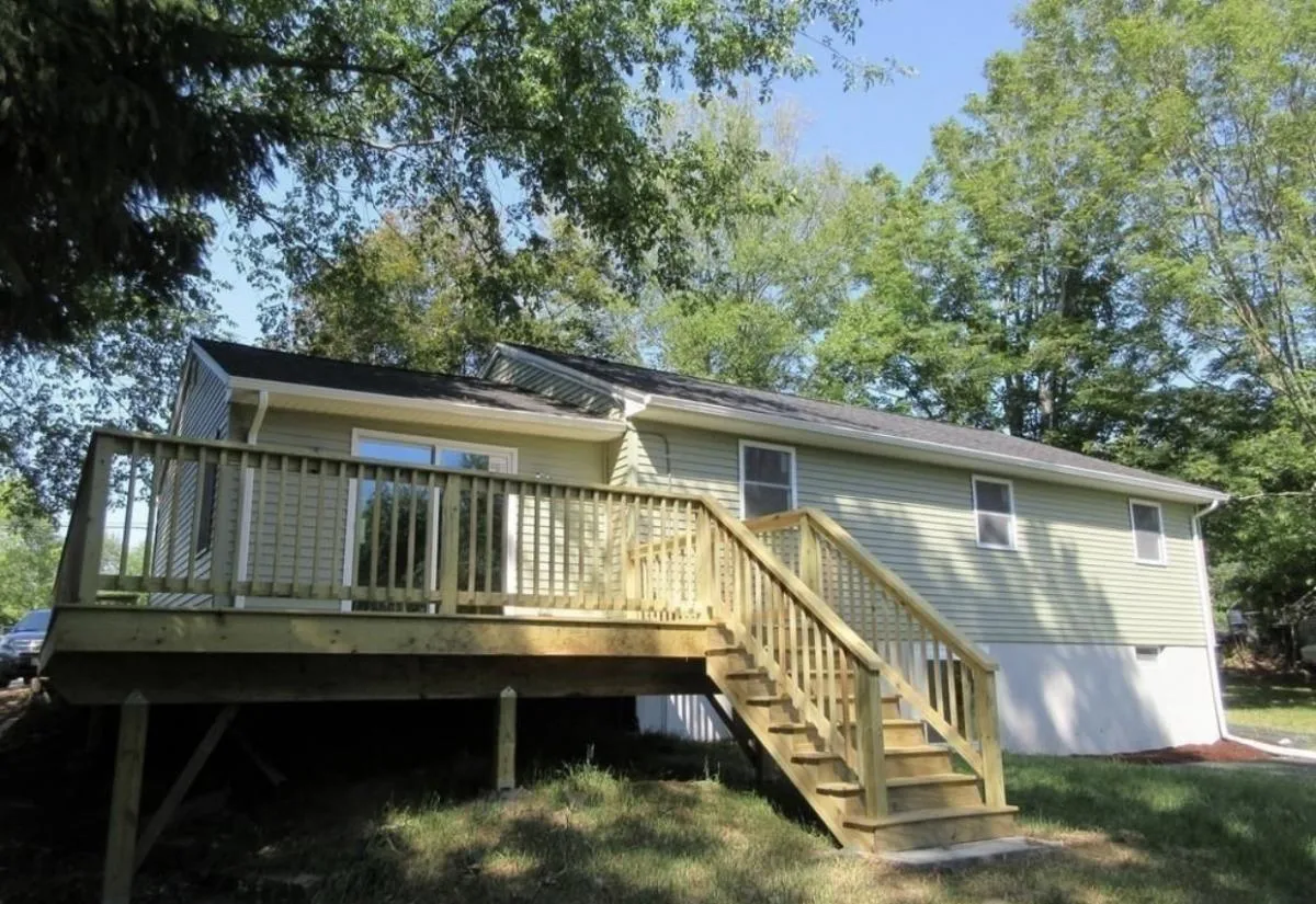 work photo from revolutionconstruction.com