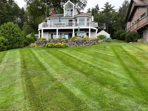 work photo from regallawnandlandscape.com