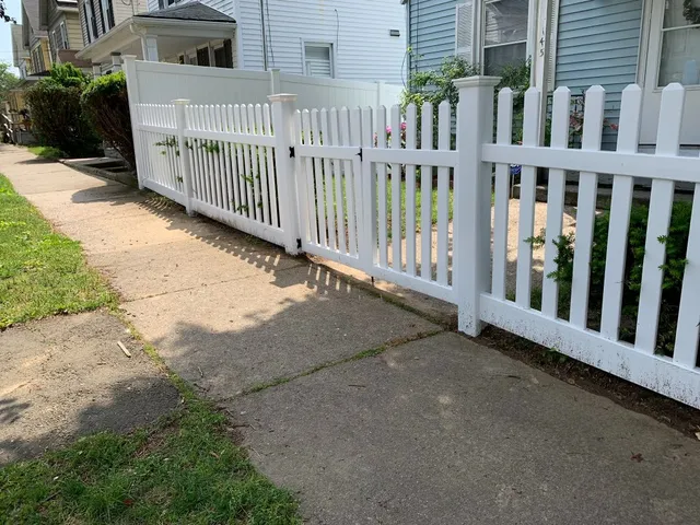 work photo from dandmfence.com