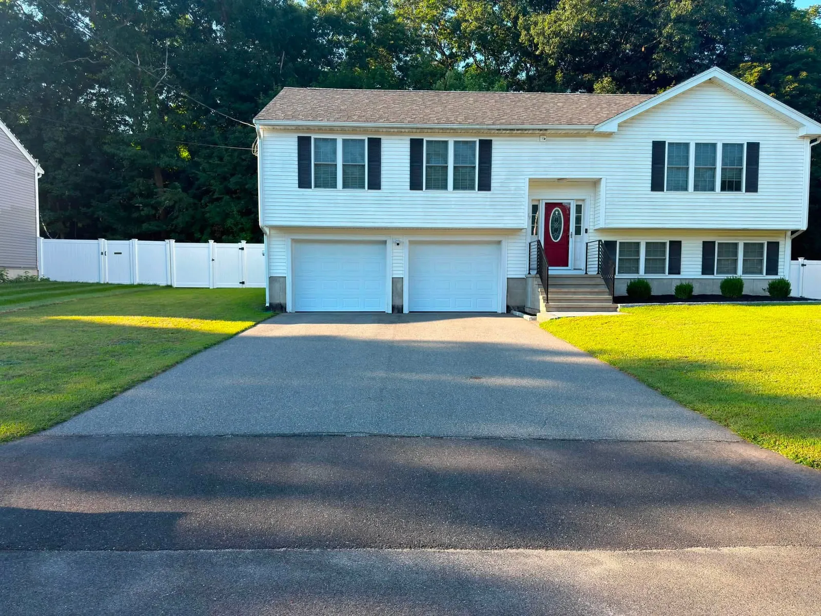 Cousin's Sealcoating & Paving researched project photo