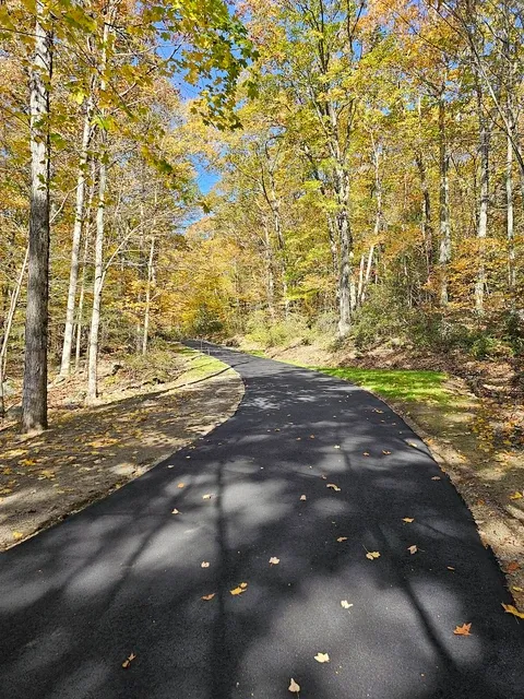 work photo from achenasphaltpaving.com
