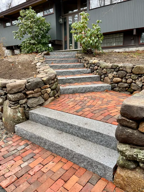 Solomon Stoneworks work photo