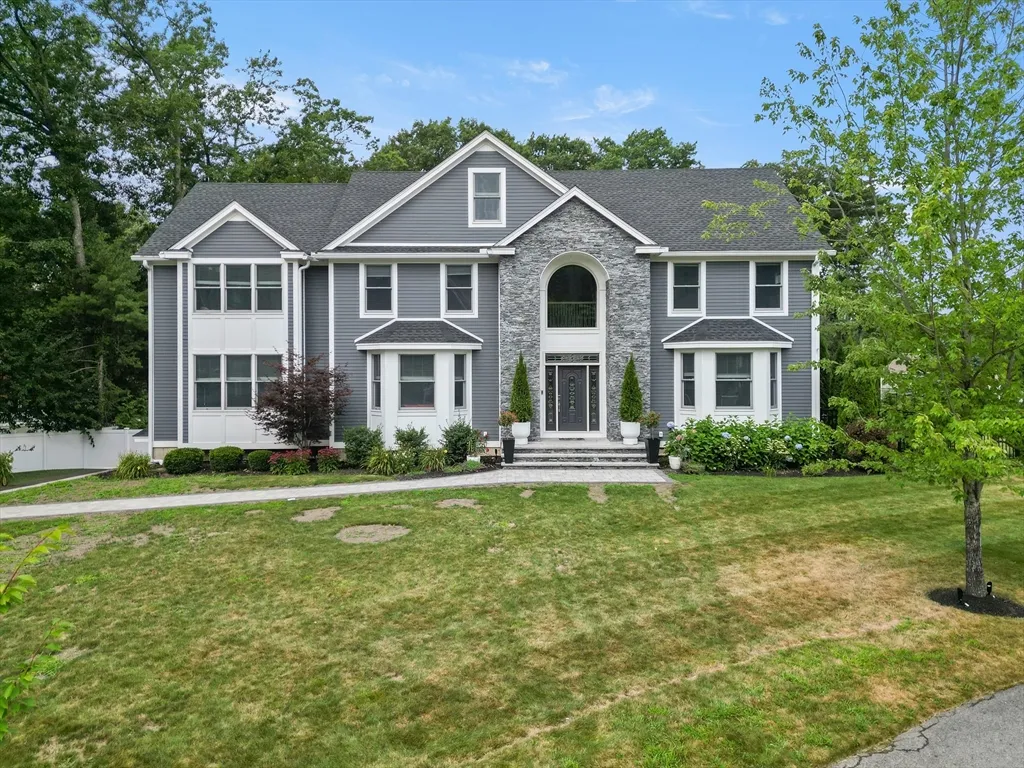 20 Lisa Ln