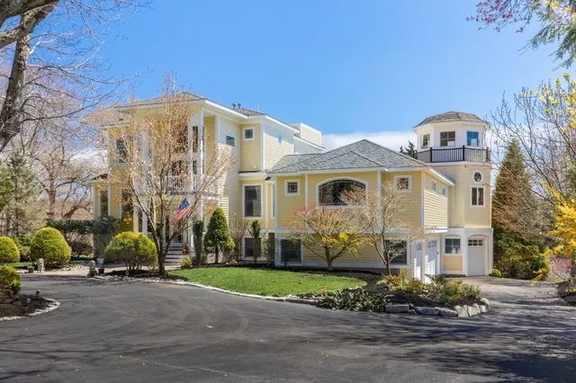 Full Circle Realty work photo