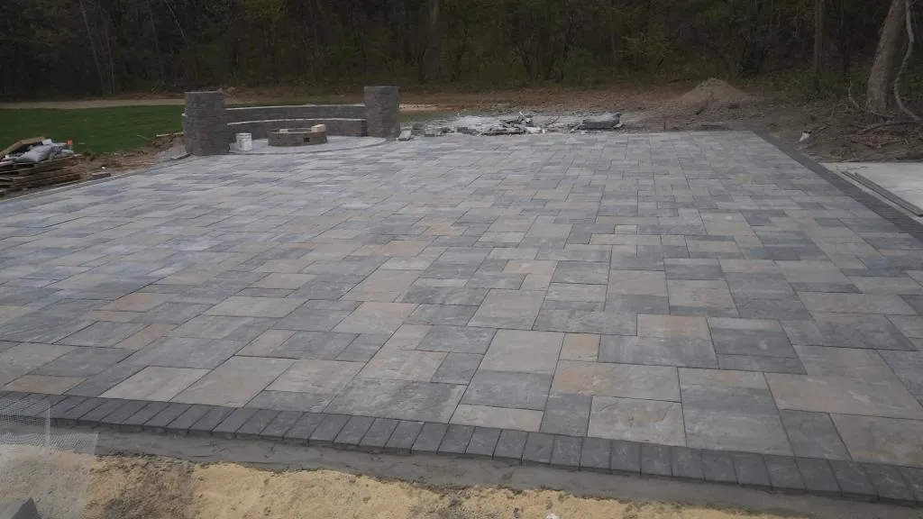 work photo from royalstonelandscapeconstruction.com