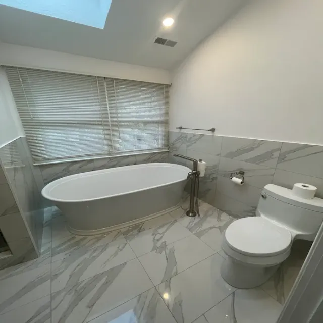 Renovation of a master bathroom
