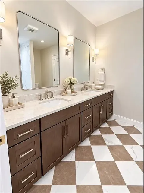 work photo from franksimonellihomes.com