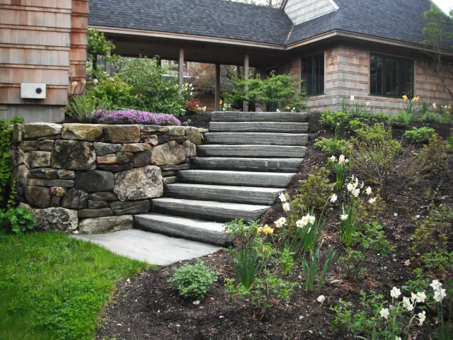Landcrafters work photo