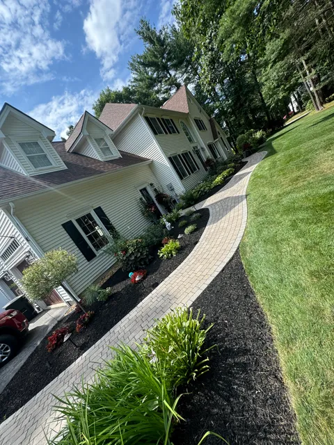 Holbrook Lawncare LLC work photo