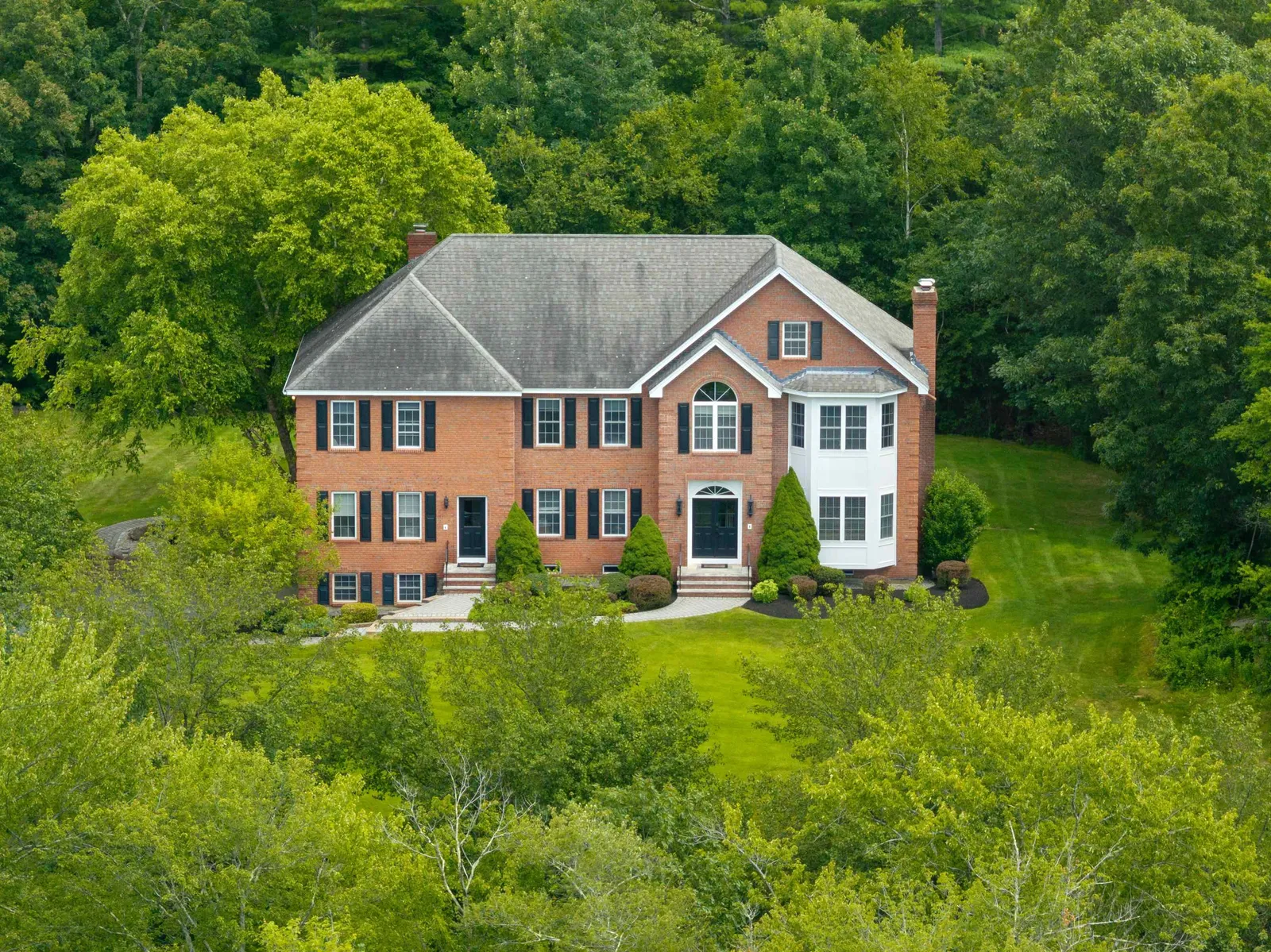 8 Arcadia Lane