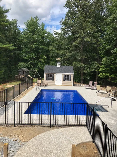 work photo from thepooldoctornh.com