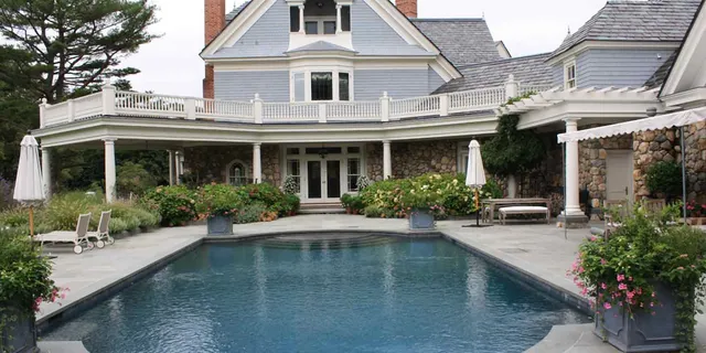 work photo from kuczotreeandlawncare.com