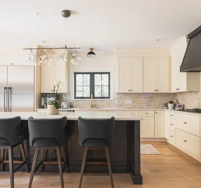 work photo from ashlandcabinetkitchens.com
