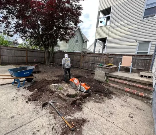 E&M Landscaping & Construction