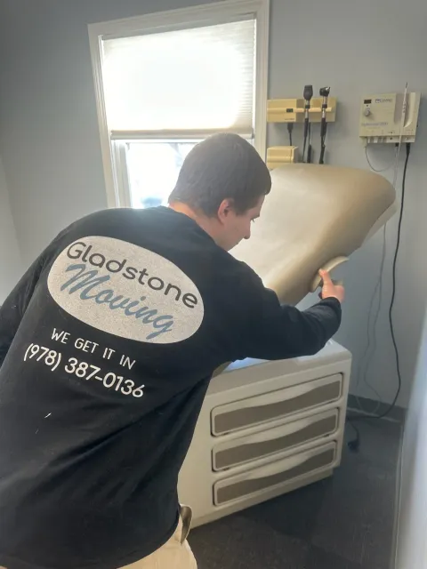 work photo from gladstonemovingservice.com
