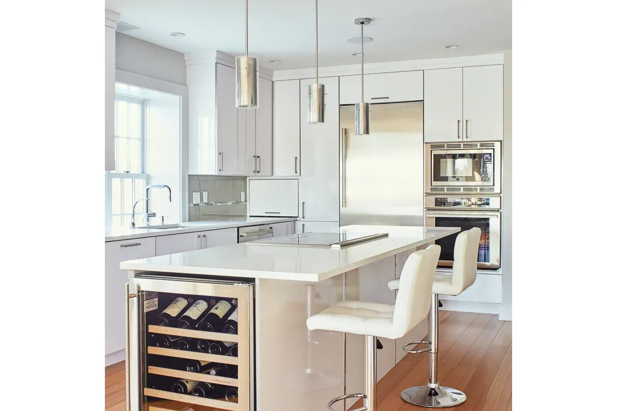MARI WOODS KITCHEN BATH HOME, LLC researched project photo