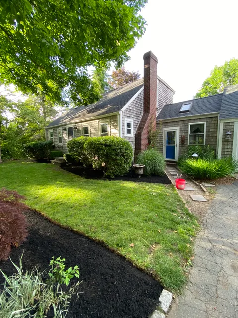 Chaves Lawn Care work photo