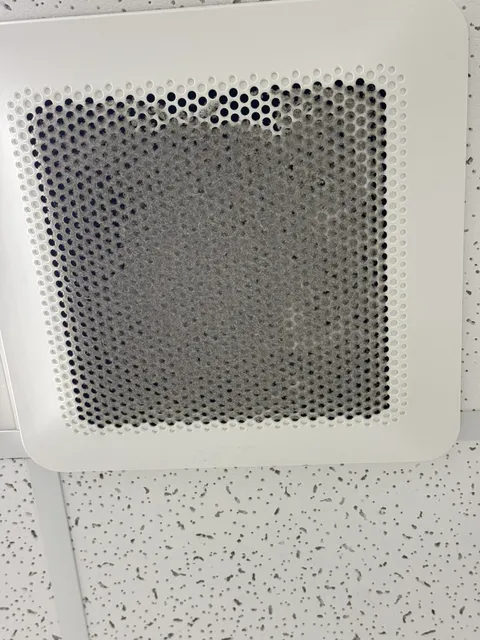work photo from woodenrabbitcleaning.com