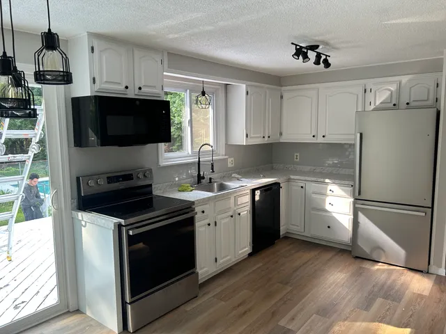A&M Painter Inc work photo
