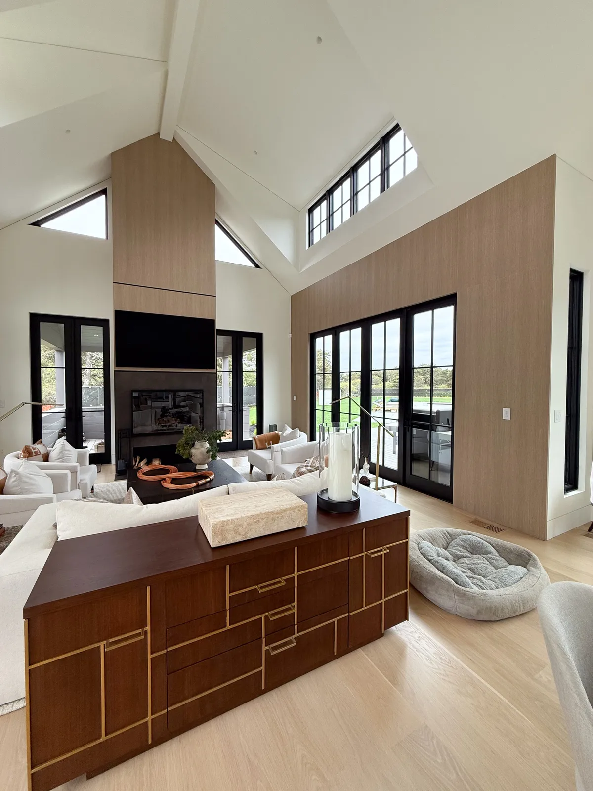 7 LIVING ROOMS CAPA LIVINGROOM