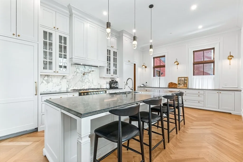 Artisan Homes & Renovations Inc