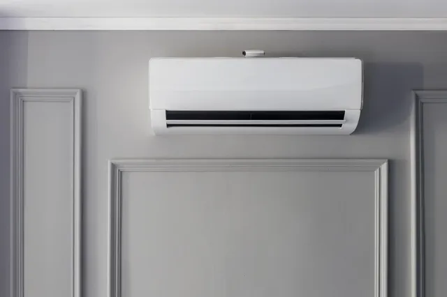 Does a heat pump include AC? An example of a ductless mini split heat pump wall unit air conditioner