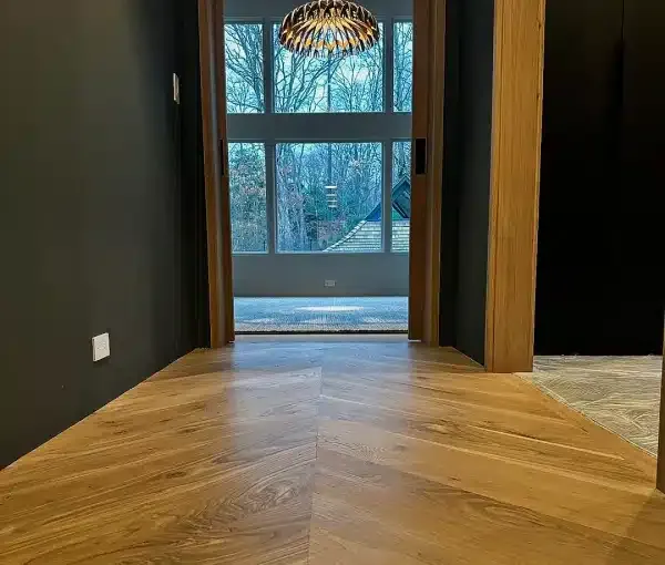 work photo from deluciohardwoodfloors.com