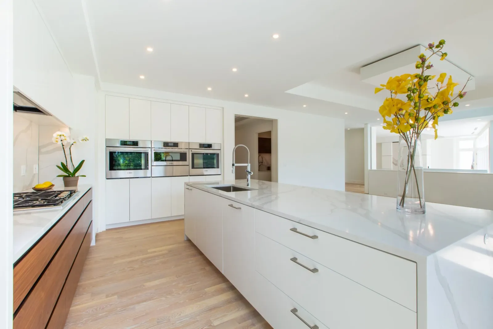 90 Grant - kitchen, bathroom, and cabinet design by Lisa Green Design