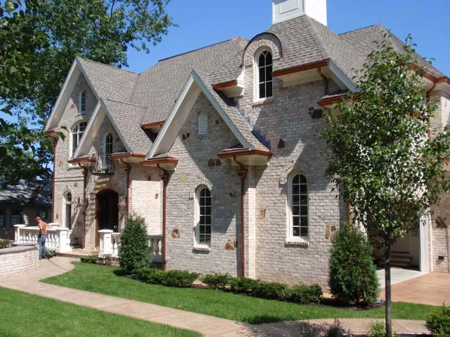 work photo from nlseamlessgutters.com